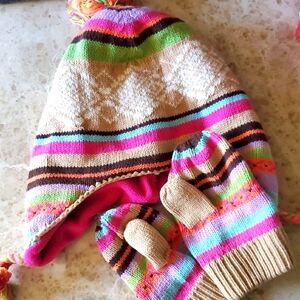 Baby GAP S/M Kids Hat and Mittens Set